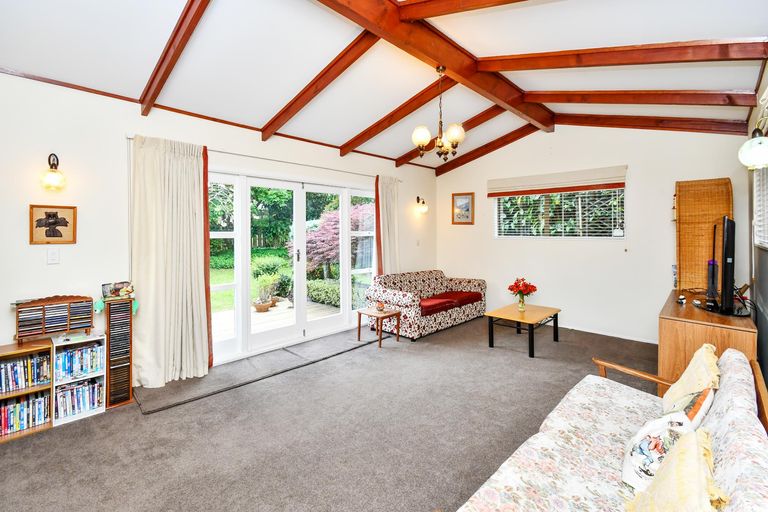 Photo of property in 49 Weymouth Road, Manurewa, Auckland, 2102