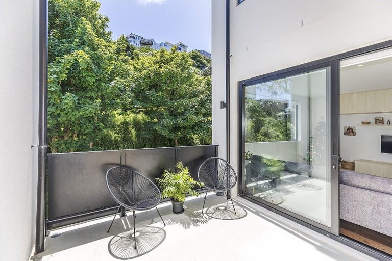 Photo of property in 3 Mary Dobson Way, Island Bay, Wellington, 6023