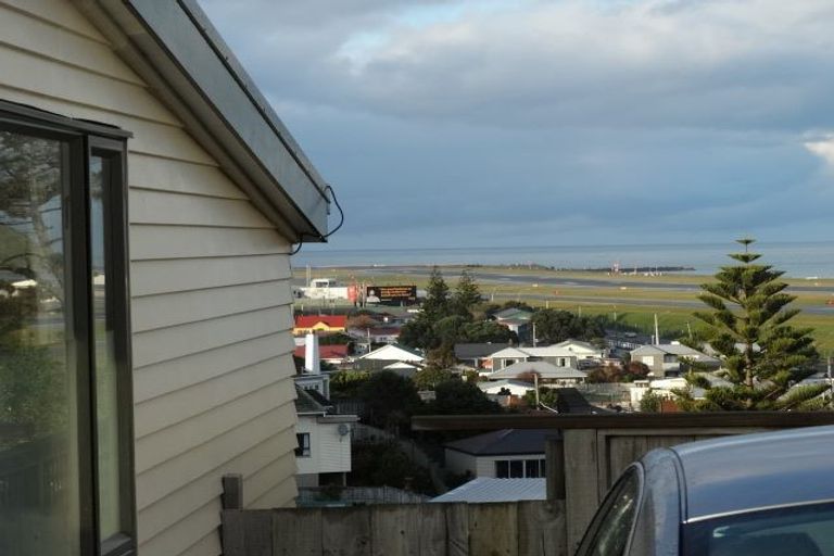 Photo of property in 84c Wexford Road, Miramar, Wellington, 6022