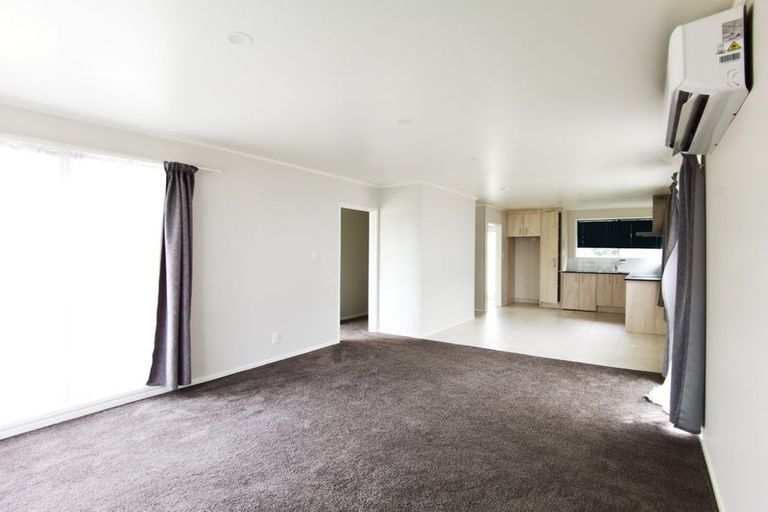 Photo of property in 363 Bucklands Beach Road, Bucklands Beach, Auckland, 2012