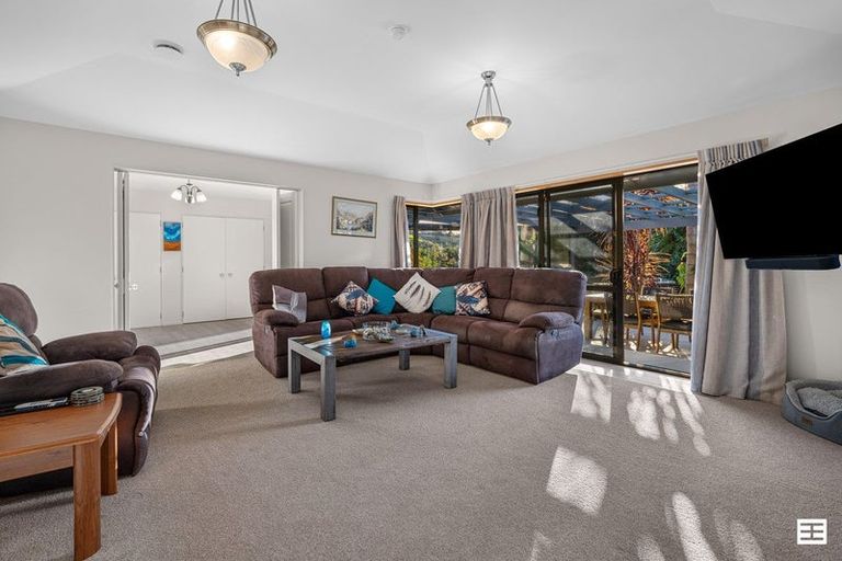 Photo of property in 107 Panorama Drive, Welcome Bay, Tauranga, 3175