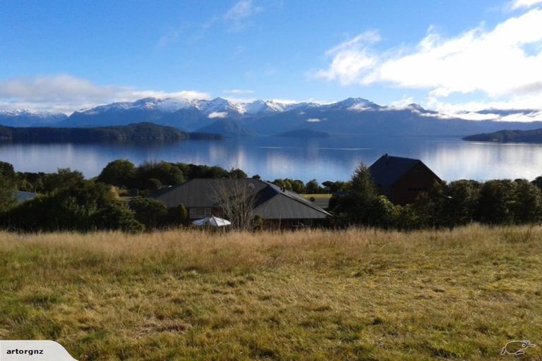 Photo of property in 19 Muriwai Drive, Manapouri, 9679