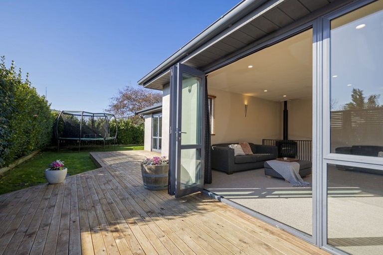 Photo of property in 135 Cunningham Crescent, Grasmere, Invercargill, 9810