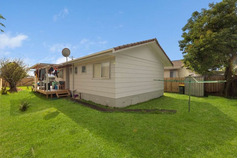 Photo of property in 2/20 Bingara Place, Favona, Auckland, 2024