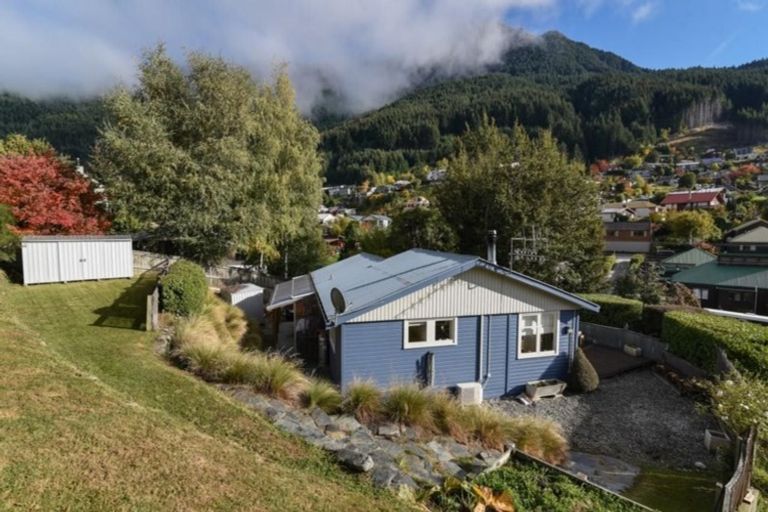 Photo of property in 201 Fernhill Road, Fernhill, Queenstown, 9300