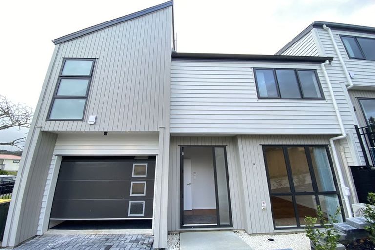 Photo of property in 36 Tihema Lane, Westgate, Auckland, 0614