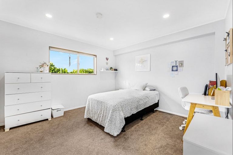 Photo of property in 5b Kawau Road, Greenlane, Auckland, 1061