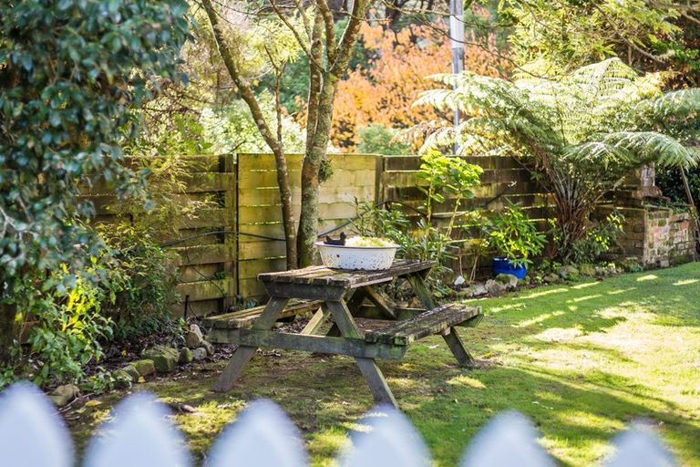 Photo of property in 26 Ngatiawa Road, Reikorangi, Waikanae, 5391