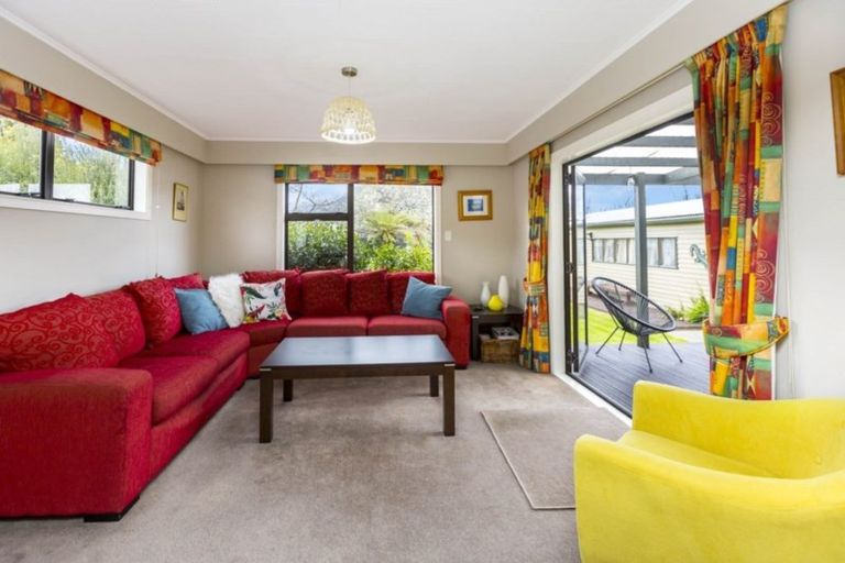 Photo of property in 60 Brentwood Street, Trentham, Upper Hutt, 5018