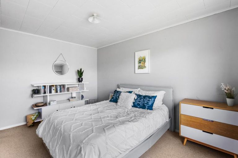 Photo of property in 2/6 Russell Road, Marewa, Napier, 4110