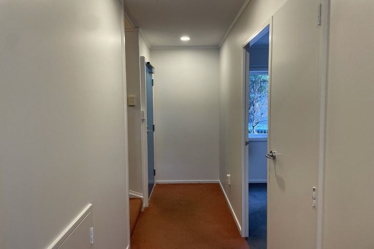 Photo of property in 17/3 Kelvin Grove, Te Aro, Wellington, 6011