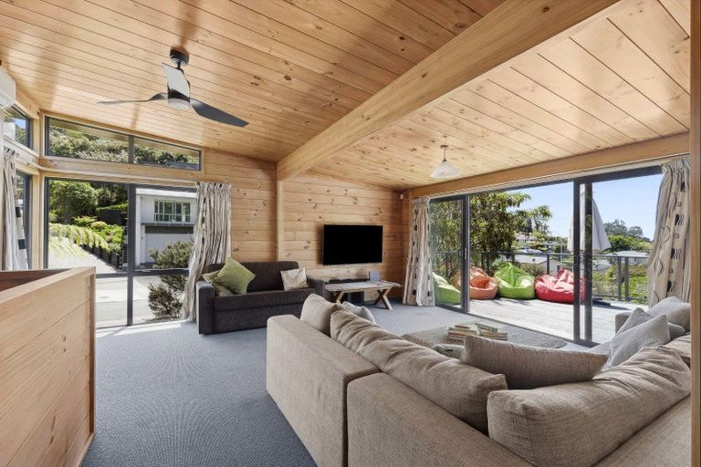 Photo of property in 21 Kotare Place, Kaiteriteri, Motueka, 7197