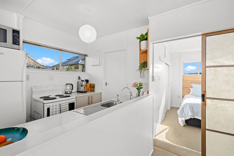 Photo of property in 19 Kotuku Place, Snells Beach, 0920