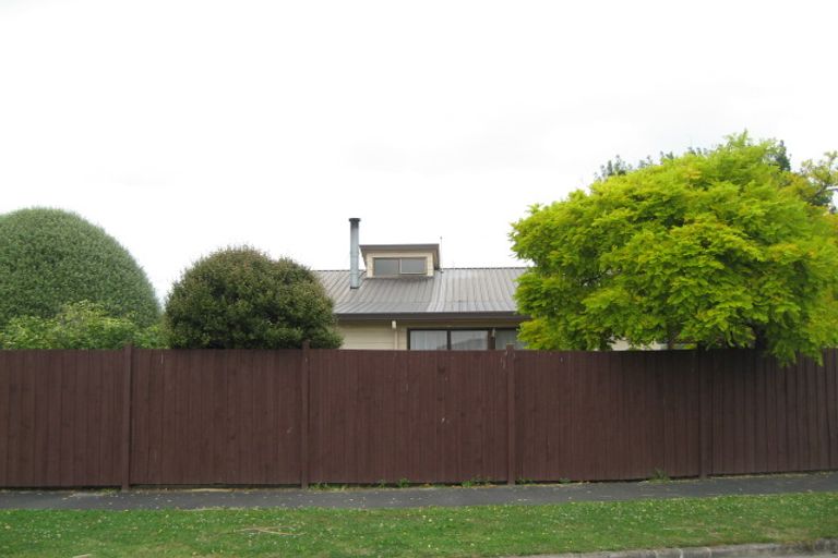 Photo of property in 22 Fusilier Street, Hoon Hay, Christchurch, 8025