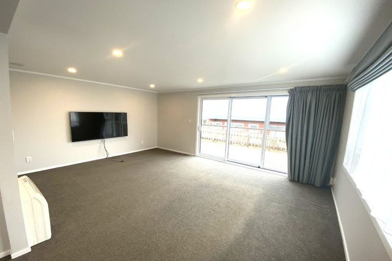 Photo of property in 12 Romesdale Road, Papakowhai, Porirua, 5024