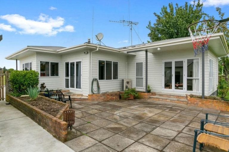 Photo of property in 213 Thornton Road, Cambridge, 3434