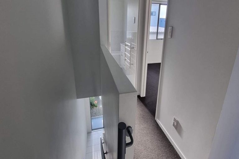 Photo of property in 26/3 Hulme Place, Henderson, Auckland, 0612