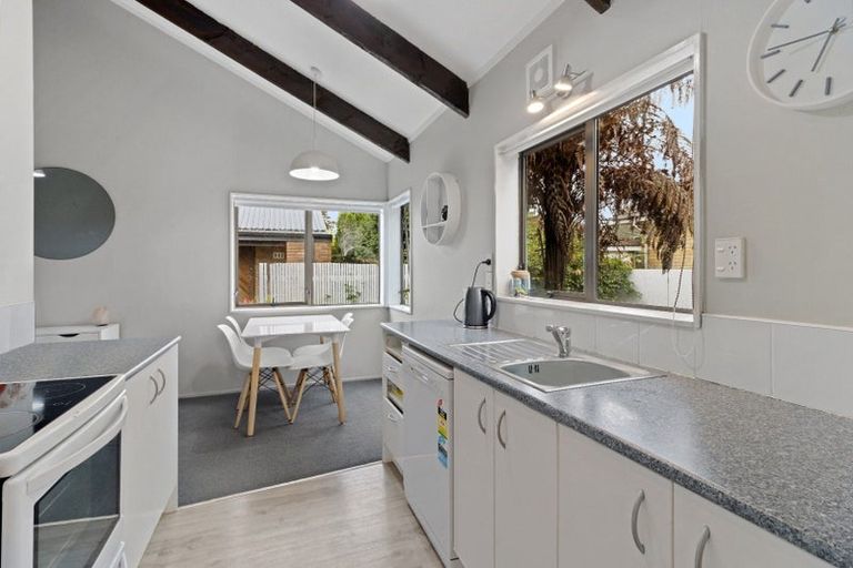 Photo of property in 65a Vardon Road, St Andrews, Hamilton, 3200