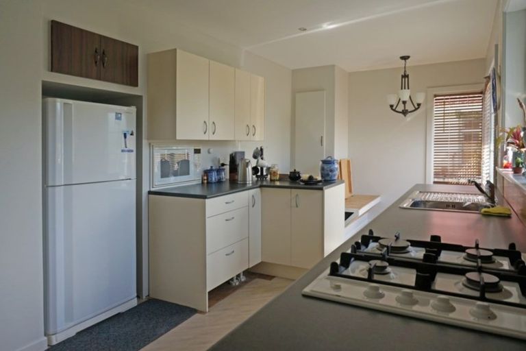 Photo of property in 14 Nichol Street, Heidelberg, Invercargill, 9812