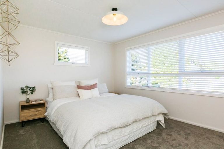 Photo of property in 9 Gardiner Place, Havelock North, 4130