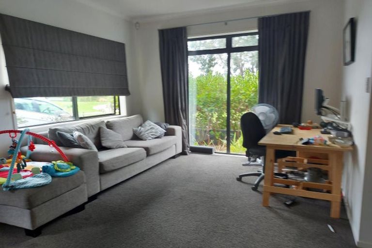 Photo of property in 41 Station Street, Hobsonville, Auckland, 0616
