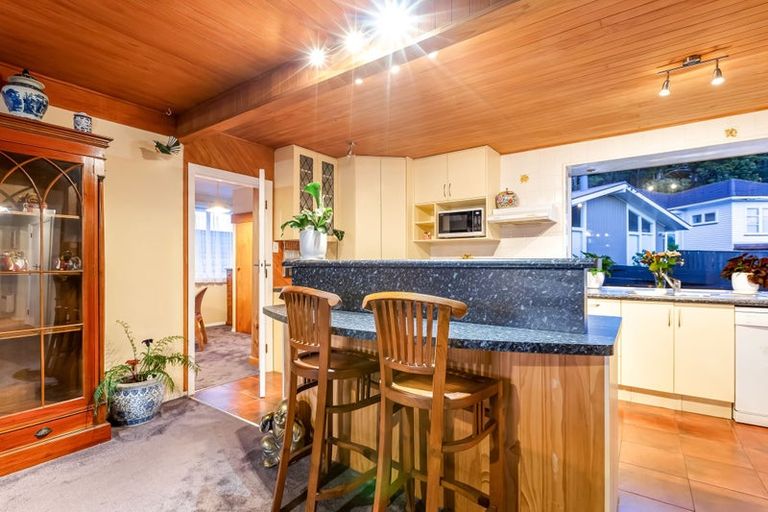 Photo of property in 3 Glen Alice Grove, Naenae, Lower Hutt, 5011