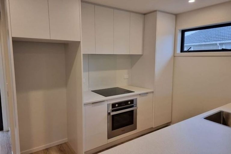 Photo of property in 2/338 Oxford Terrace, Avalon, Lower Hutt, 5011