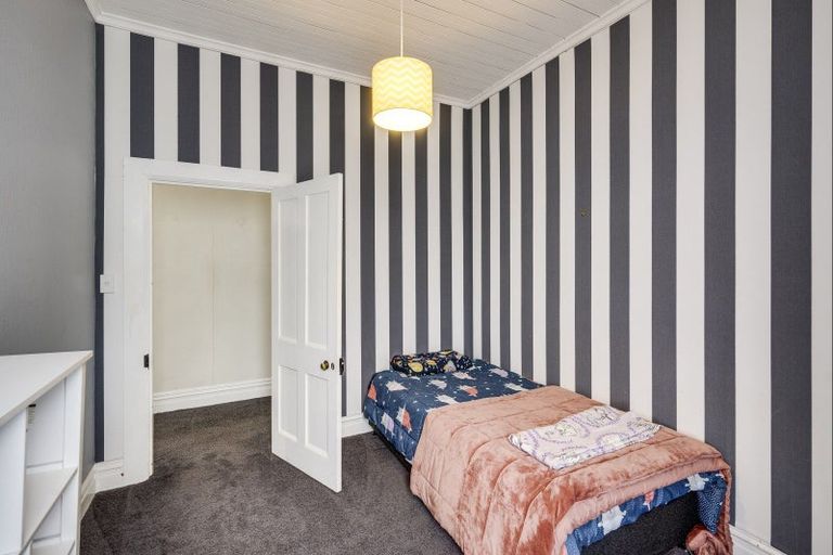 Photo of property in 9 Chaucer Road, Hospital Hill, Napier, 4110