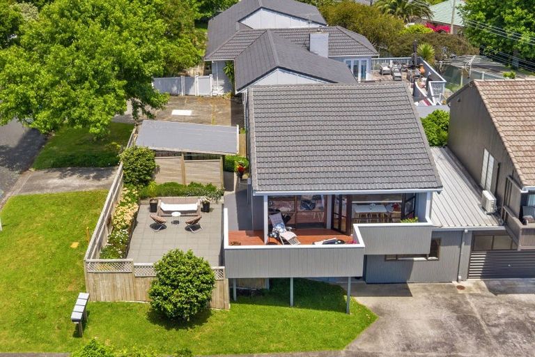 Photo of property in 1/180 Sandspit Road, Shelly Park, Auckland, 2014