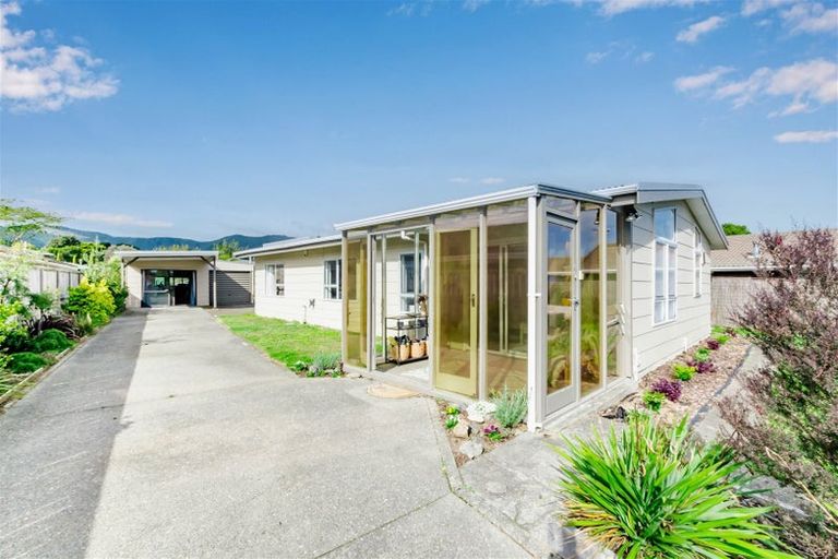Photo of property in 110 Hillcrest Road, Raumati Beach, Paraparaumu, 5032
