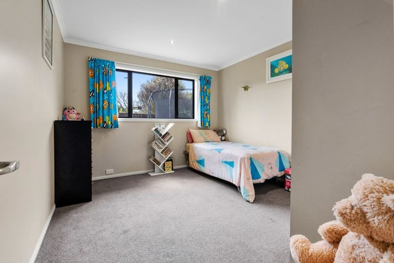 Photo of property in 31 Dillon Drive, Bell Block, New Plymouth, 4312