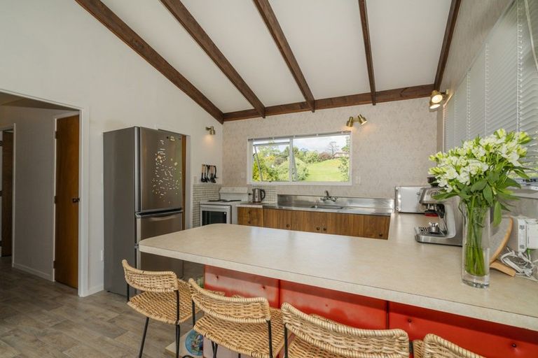 Photo of property in 4 Grierson Close, Hahei, Whitianga, 3591