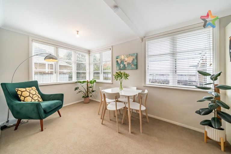 Photo of property in 1 Waldie Grove, Avalon, Lower Hutt, 5011