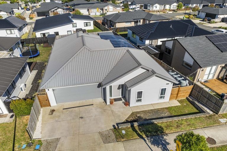 Photo of property in 24 Holcroft Street, Papakura, 2110
