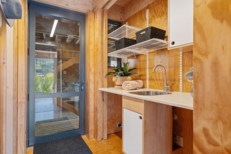 Photo of property in 59 Locking Street, Nelson South, Nelson, 7010