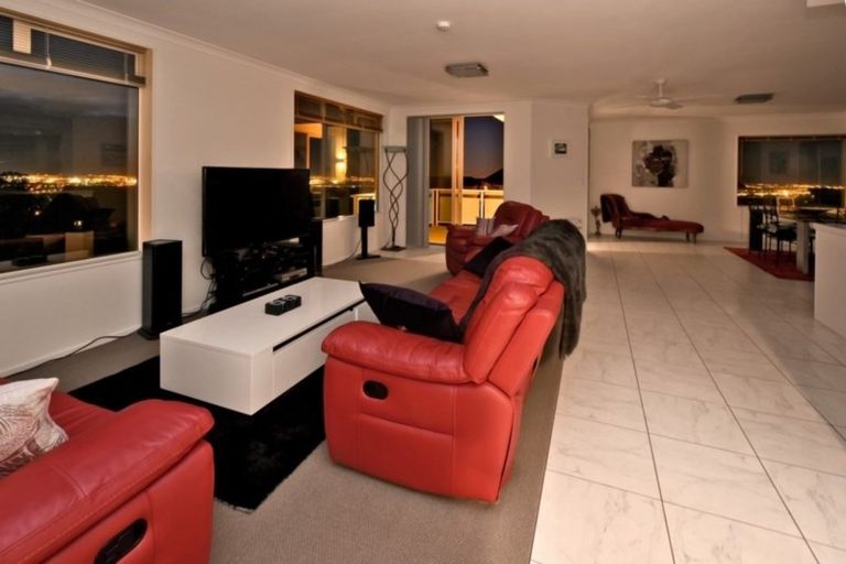 Photo of property in 7 Kenmure Drive, Huntsbury, Christchurch, 8022