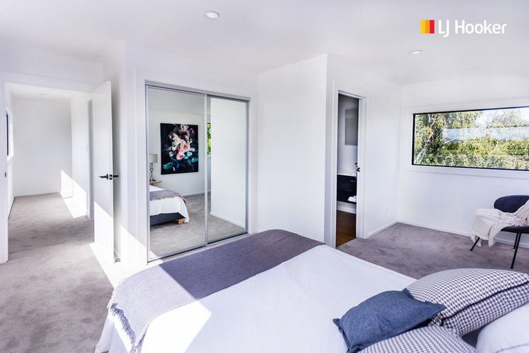 Photo of property in 71 Eglinton Road, Mornington, Dunedin, 9011