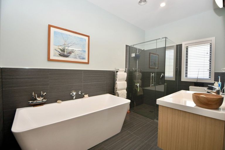 Photo of property in 40b Richmond Road, Carterton, 5713