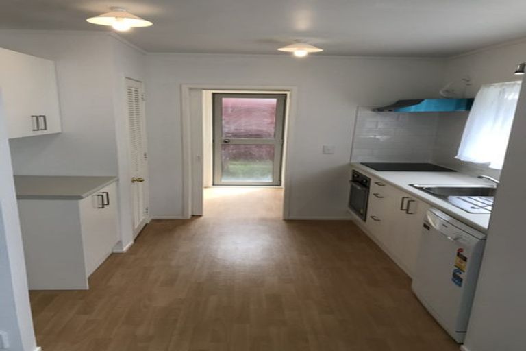 Photo of property in 8/177 Onewa Road, Birkenhead, Auckland, 0626