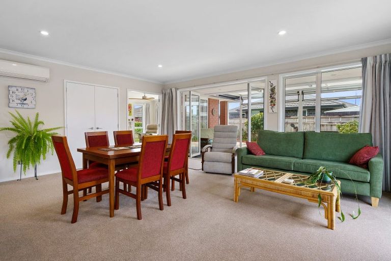 Photo of property in 12 Jarrett Terrace, Leamington, Cambridge, 3432