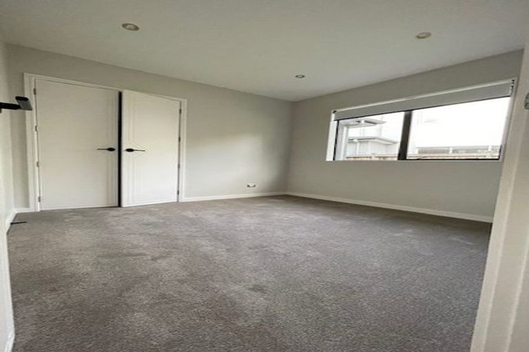 Photo of property in 36 Bounty Road, Long Bay, Auckland, 0630