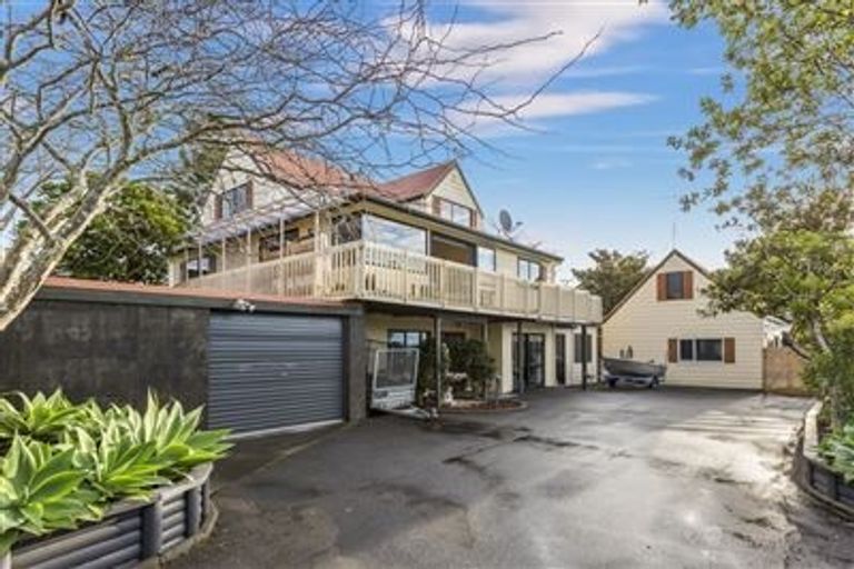 Photo of property in 54 Brightside Road, Stanmore Bay, Whangaparaoa, 0932