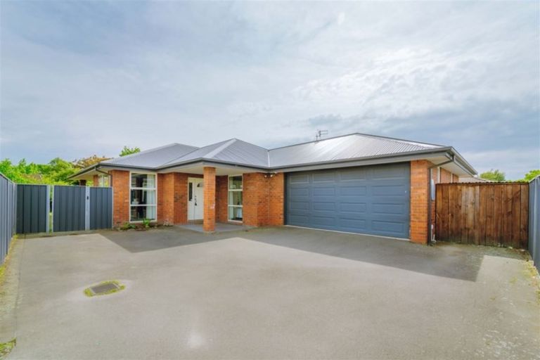 Photo of property in 105a Suva Street, Upper Riccarton, Christchurch, 8041