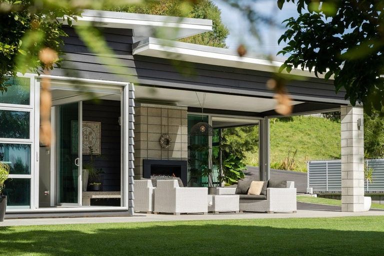 Photo of property in 21 Vernon Road, Minden, Tauranga, 3171