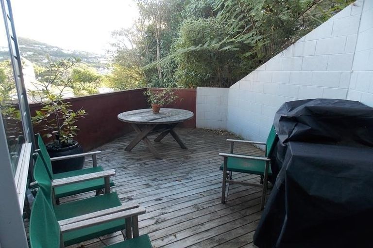 Photo of property in 77a Donald Street, Karori, Wellington, 6012