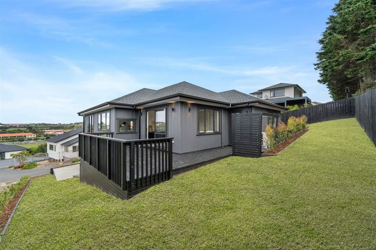 Photo of property in 22 Bella Vista Drive, Gulf Harbour, Whangaparaoa, 0930