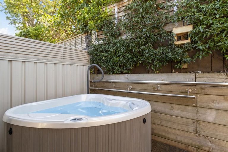 Photo of property in 17 Seashell Drive, Papamoa Beach, Papamoa, 3118