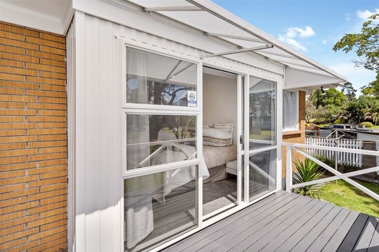 Photo of property in 1/38 Ballater Place, Highland Park, Auckland, 2010