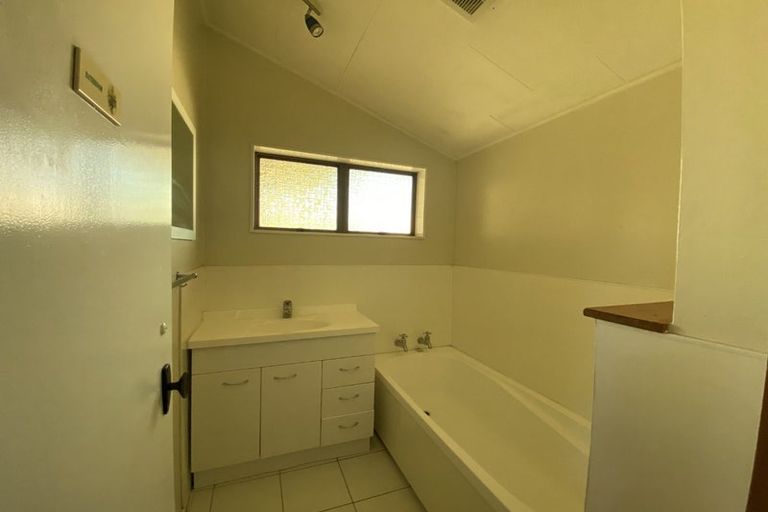 Photo of property in 25 Burtts Road, Durie Hill, Whanganui, 4500