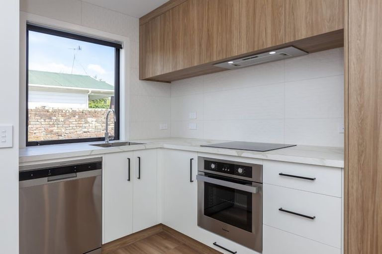 Photo of property in 28c Sussex Street, Levin, 5510